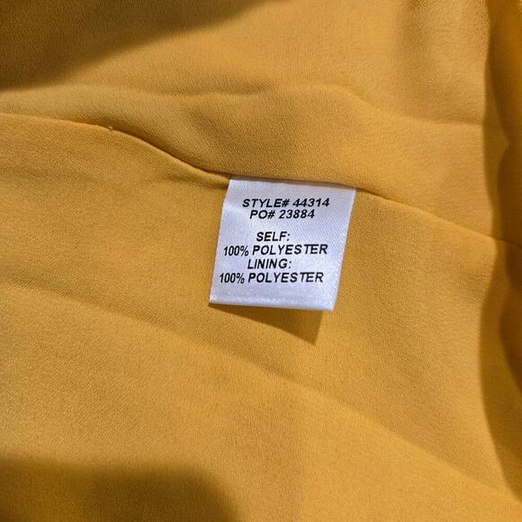 Skies Are Blue Floral Wrap Blouse Flutter Sleeve Sz S Cottage Core Femme - Picture 11 of 11